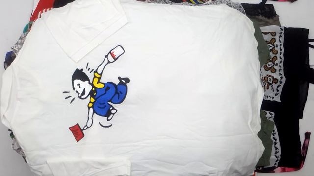 Мешок № 128053. Взрослый микс Крем. Италия. Арт 3511. Вес 30,4 кг. Кол-во 215 шт смотреть онлайн