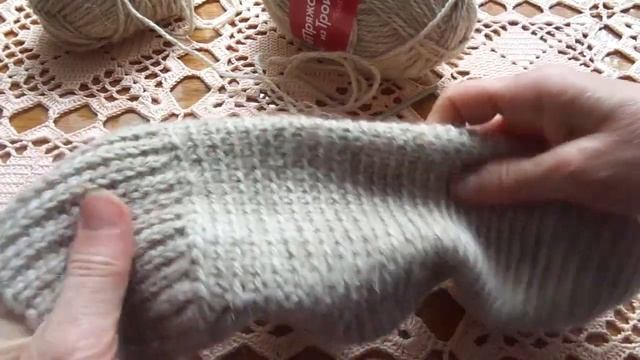 Анонс. Женские носки связанные крючком.