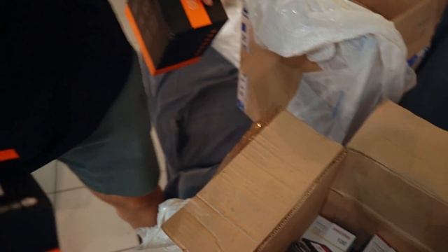 Купили Кучу Компьютерного железа! ?? смотреть онлайн