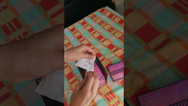 ASMR ВИДЕО. ВПЕРВЫЕ СНИМАЮ. РАСПАКОВКА КУКЛЫ "LOL". ПОДАРОК ОТ ПОДРУГИ смотреть онлайн