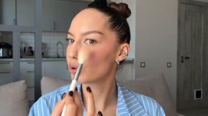 РУМЯНА: ТОП-10 🔥 / Как выбрать румяна, куда и чем наносить, лучшие румяна