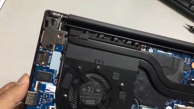 BONGKAR LENOVO THINKPAD E14 G2 i5 || HOW TO DISASSEMBLY LENOVO THINGPAD E14 G2 i5 смотреть онлайн