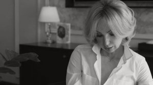 "Мужчинам не просто" автор стиха  Е. Довлатова