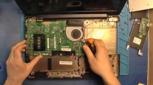 Разборка и чистка залитого  ноутбука ASUS X554l