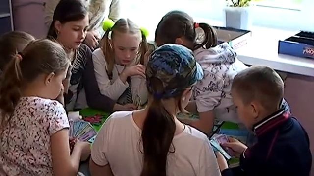 Подарки от "Лукойла" для детсада и школы с. Перемское. смотреть онлайн