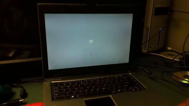 Mac OS X iATKOS S3 10.6.3 on Acer TravelMate 2480 смотреть онлайн