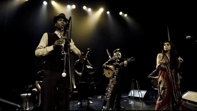 Цыганская Барселона Клезмер Оркестр Djelem Djelem xvid смотреть онлайн