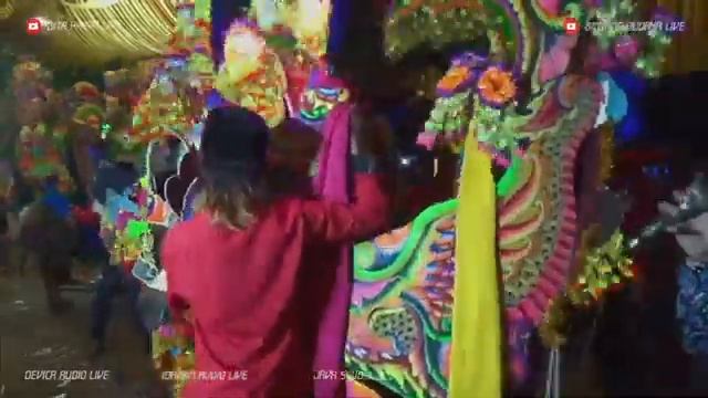 ? live streaming kuda kencak bintang budaya mas iwan obama смотреть онлайн