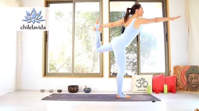 Интенсивная виньяса йога Средний уровень на все тело 40 мин | Йога chilelavida смотреть онлайн