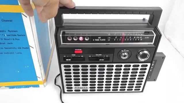 Vintage UNISEF Model 46AM Portable 8 Track Player With AM Radio In Box смотреть онлайн