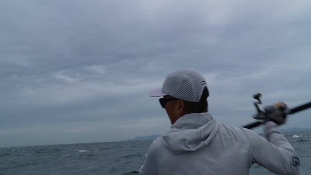 韓国ヒラマサ初挑戦②【遠征先でヒットパターンを導き出す方法】FZR188Fで連発 / GOOD BAIT смотреть онлайн