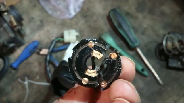 Переделка замка зажигания на Yamaha Jog Aprio смотреть онлайн