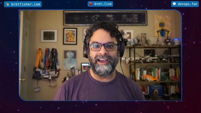 Everything AWS Lambda Containers with Ken Collins (Ep 233) смотреть онлайн