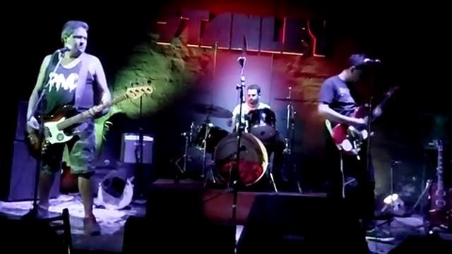 Punkzones (Paraná) - La Cancha (en vivo en Stanley Rock Bar). смотреть онлайн