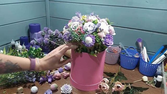 Собираю большой букет в шляпной коробке ??? Мыловарение от ТакКруто ??? Букет из мыла смотреть онлайн
