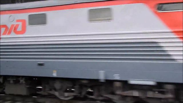 ЧС2к-810 с фирменным поездом №013 "Южный Урал" (Челябинск - Москва) смотреть онлайн