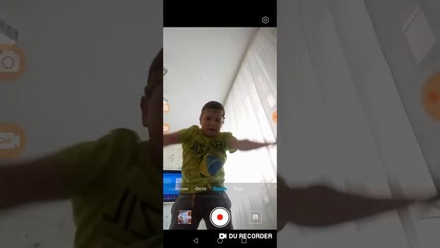 Игра сабвей сёрф под песню скрыпыши и танцую смотреть онлайн