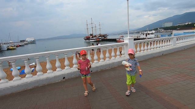 #Геленджик 2021 #Место/ГДЕ ТЫ СЧАСТЛИВ/ТОП МЕСТ ДЛЯ ПОСЕЩЕНИЯ С ДЕТЬМИ РАЗВЛЕЧЕНИЙ НА МОРЕ смотреть онлайн