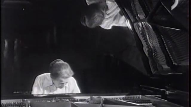 Annie Fischer Plays Beethoven: Sonate In C (Pathétique) Full!