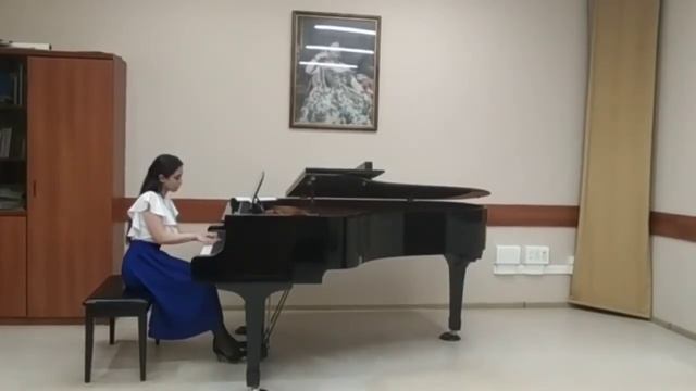 Исхакова Сафия. К. Дебюсси "Ветер на равнине", Р. Яхин "В минуты трудные". Солист - Фанис Мухтаров. смотреть онлайн