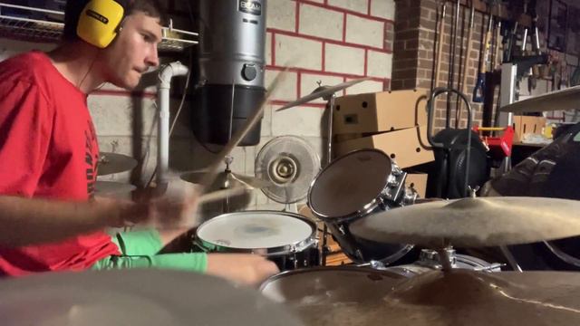 Neutral Milk Hotel - Holland, 1945 (Drum Cover) смотреть онлайн