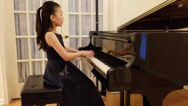 Czerny Etude Op. 299,#12. Beethoven. Sonata Op. 13, III mov. Chopin. Nocturne. Op 9, #2 смотреть онлайн