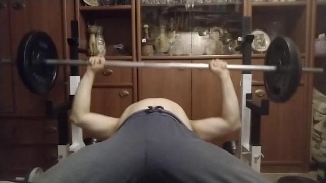 Жим лежа. 12 апреля 2022 смотреть онлайн