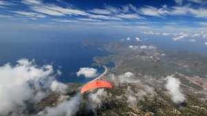 Лечу над бухтой Олюдениз...