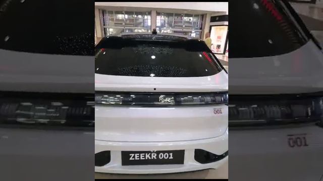 авто эксклюзив Zeekr 001 смотреть онлайн