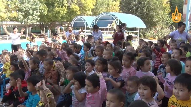 «Сказочный подарок для малышей от ДК «Металлург». В ДОО АГМК прошли кукольные спектакли смотреть онлайн
