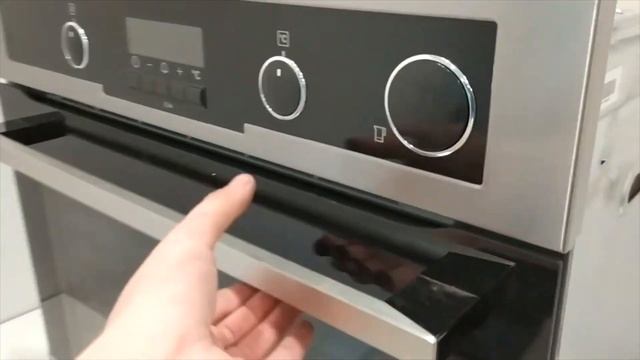 Духовой шкаф электрический ELECTROLUX OPEC6631X смотреть онлайн