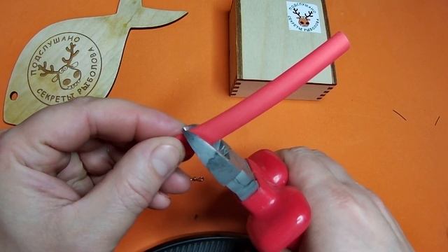 ПРОЩЕ НЕ ПРИДУМАТЬ ? Классный инструмент рыболова, который помещается в коробке с крючками смотреть онлайн