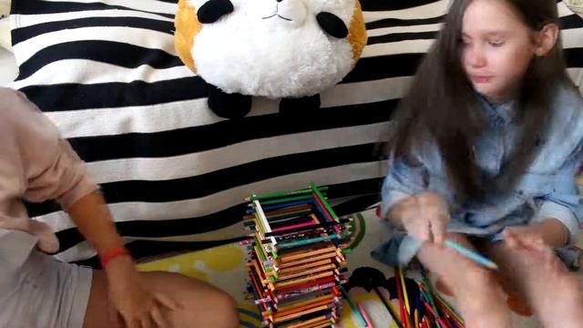 САМАЯ БОЛЬШАЯ БАШНЯ В МИРЕ//Строим башню из карандашей смотреть онлайн