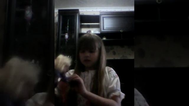 Делаем плащ для куклы смотреть онлайн