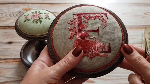 ГОТОВАЯ РАБОТА И МНОГО ПРИКЛАДНОЙ ВЫШИВКИ смотреть онлайн