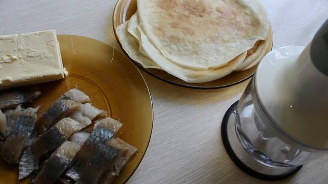 Закусочные блинчики с селёдкой\eateries pancakes with herring смотреть онлайн
