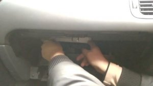 Замена салонного фильтра на Ниссан Альмера Классик