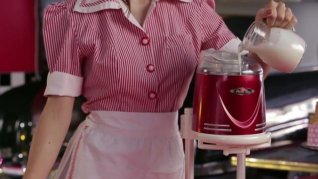 ARIETE 634 SOFTY ICE CREAM Fun cooking / Fun cooking - Product video Vandenborre.be смотреть онлайн