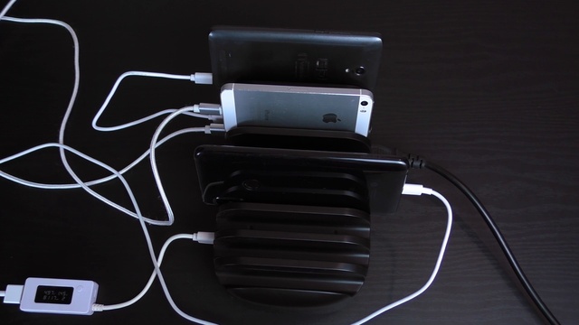 Зарядные устройства ORICO - портативные и не очень | ORICO CSE-6U & ORICO DUK-10P