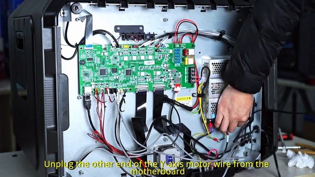 Flashforge Creator 3 Pro: How to Replace The Y-axis Motor Wire смотреть онлайн