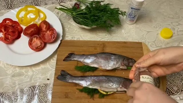Радужная форель на гриле смотреть онлайн