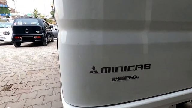 Mitsubishi Minicab Vs Suzuki Every Pc Review | Difference Between Mitsubishi minicab Vs Suzuki Ever смотреть онлайн