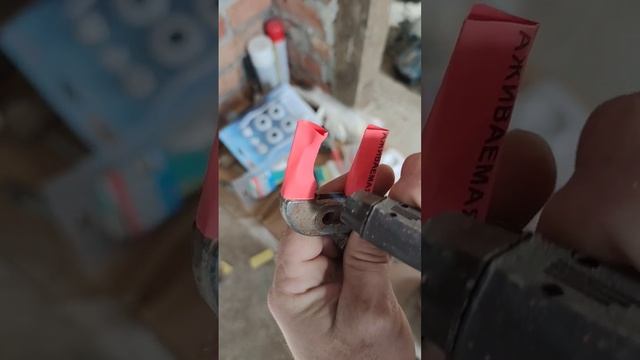 Об этом должны знать не только сантехники! Закручиваем крашеные и хромированные детали без царапин! смотреть онлайн