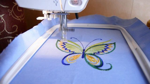 Вышивка на вышивальной машине, как это работает, сошьем декоративную подушку смотреть онлайн