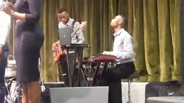 Omni praise in Lesotho Maseru смотреть онлайн