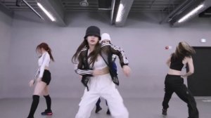 [LOCO - ITZY] Dance Practice Mirrored