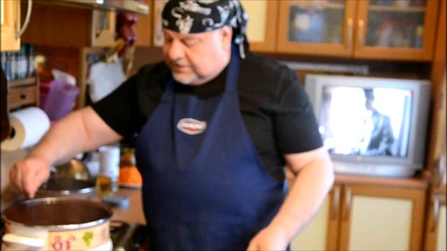 Рецепт от Михаила Столярова: Готовим ракушки с мясом. смотреть онлайн