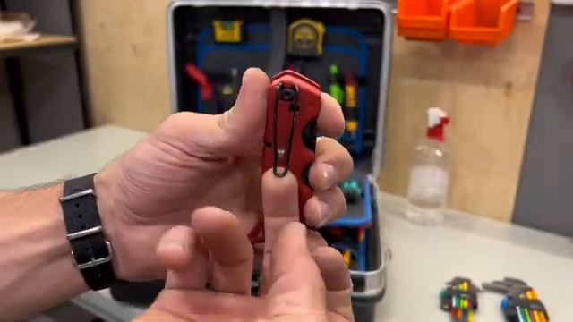 Чемодан knipex спустя 3 года смотреть онлайн