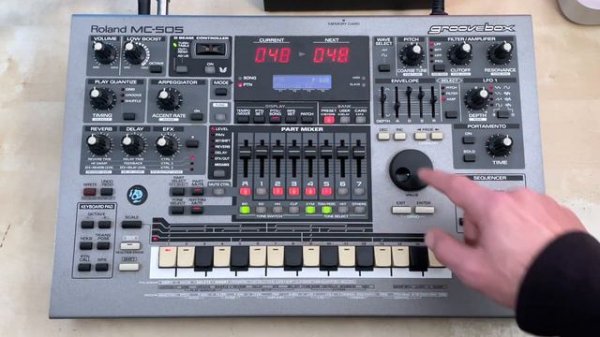 Roland MC505 Factory Patterns Demo - no talking -