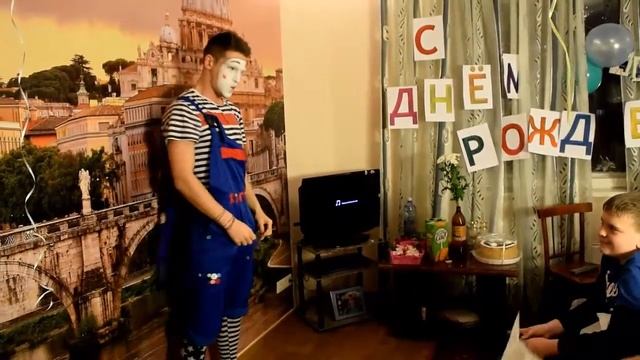 Музыкальный цветок лотоса для торта. Распаковка посылки и проверка свечи в действии смотреть онлайн